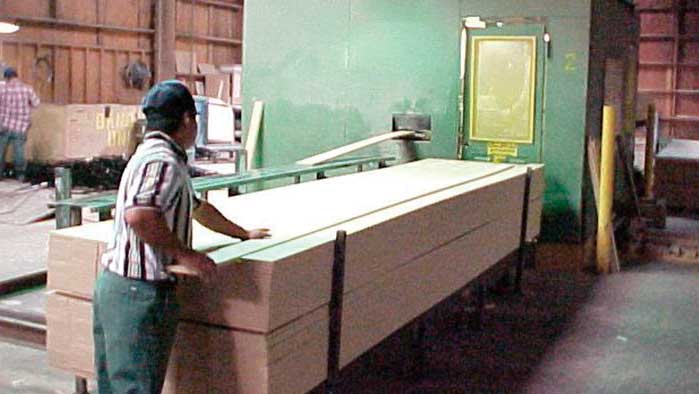 MDF molding is smooth and stable 