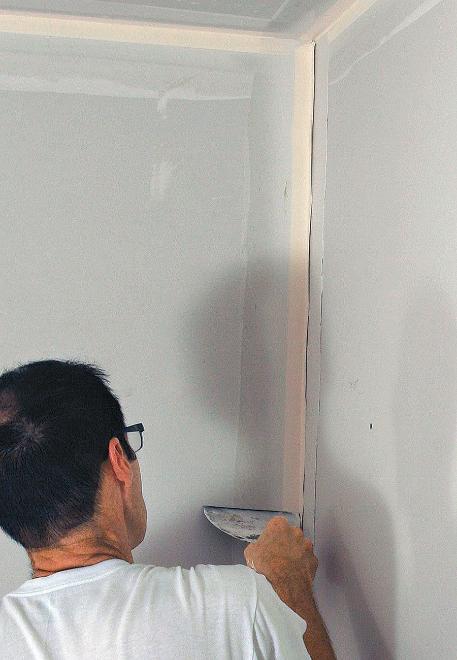 embedding drywall tape