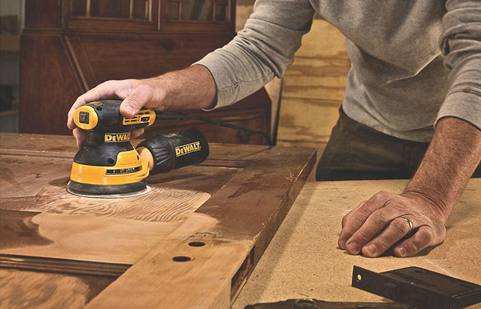 Use of orbital deals sander