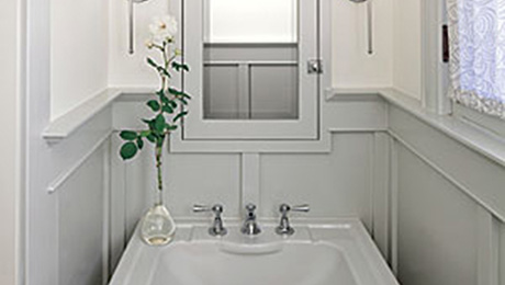 https://images.finehomebuilding.com/app/uploads/2016/01/29125813/021257094-small-powder-rooms_ld-1.jpg