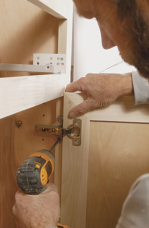 Double Locking Bi-Fold Door Hinge - Cabinet And Furniture Hinges 