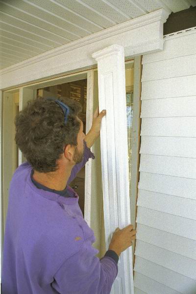 The Proper Way To Cut Vinyl Siding For Windows and Doors - ManMadeDIY