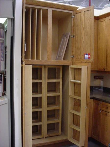 Solid-Bottom Pull-Out Pantry Unit - Lee Valley Tools