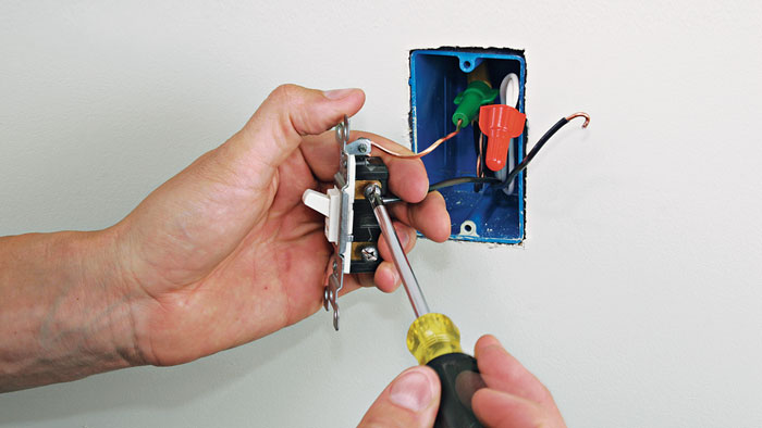 wiring a light switch