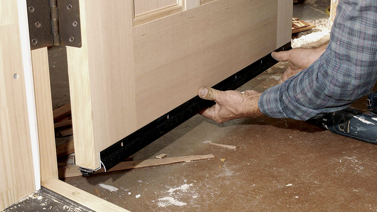 How to Weather Strip a Door (Install in 13 Steps with Pictures