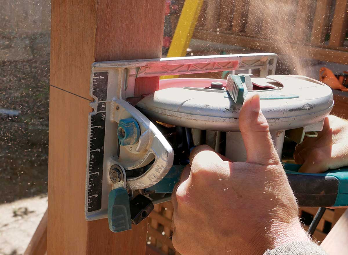 Cut the posts to height using a circular saw.