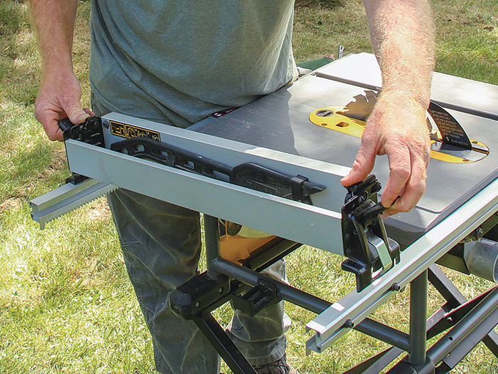 Lightest portable deals table saw