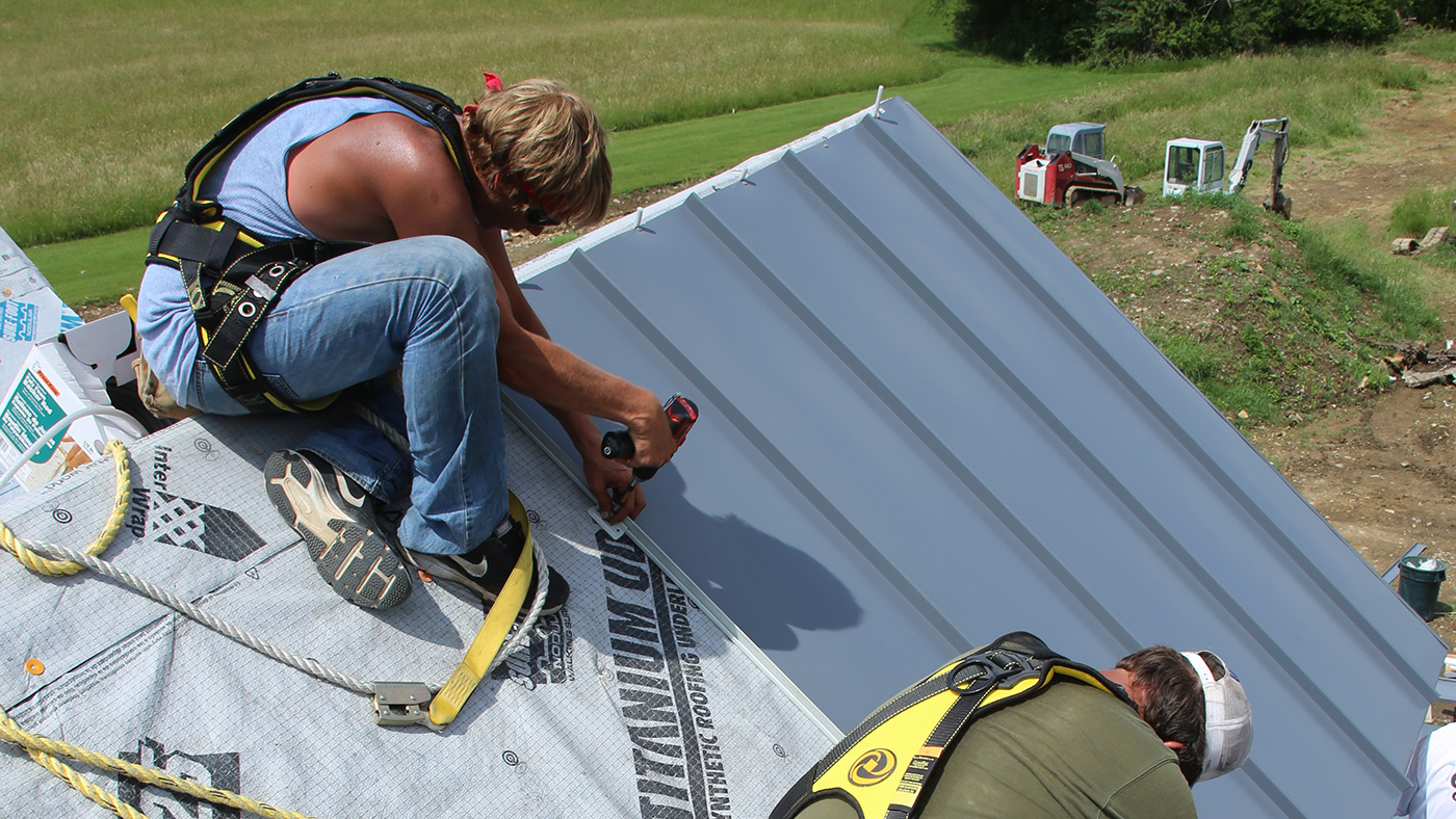 Best Deck for a Steel Roof - Fine Homebuilding