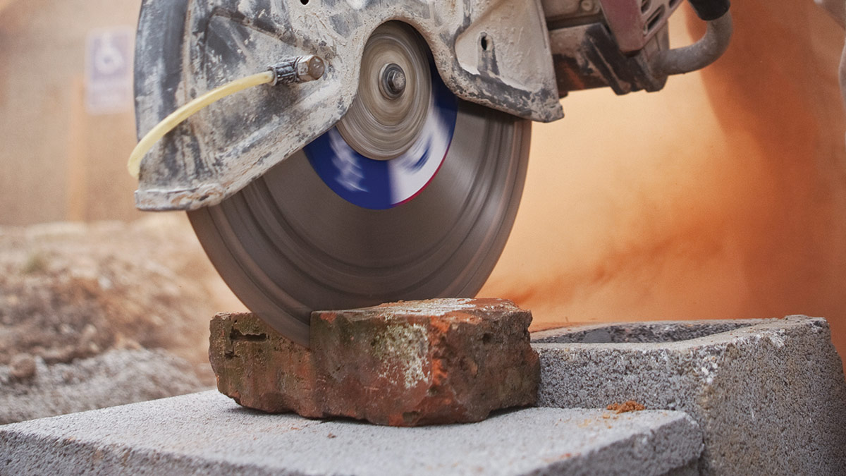 Tool to cut concrete blocks discount