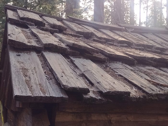 Sequoia-roof-shakes